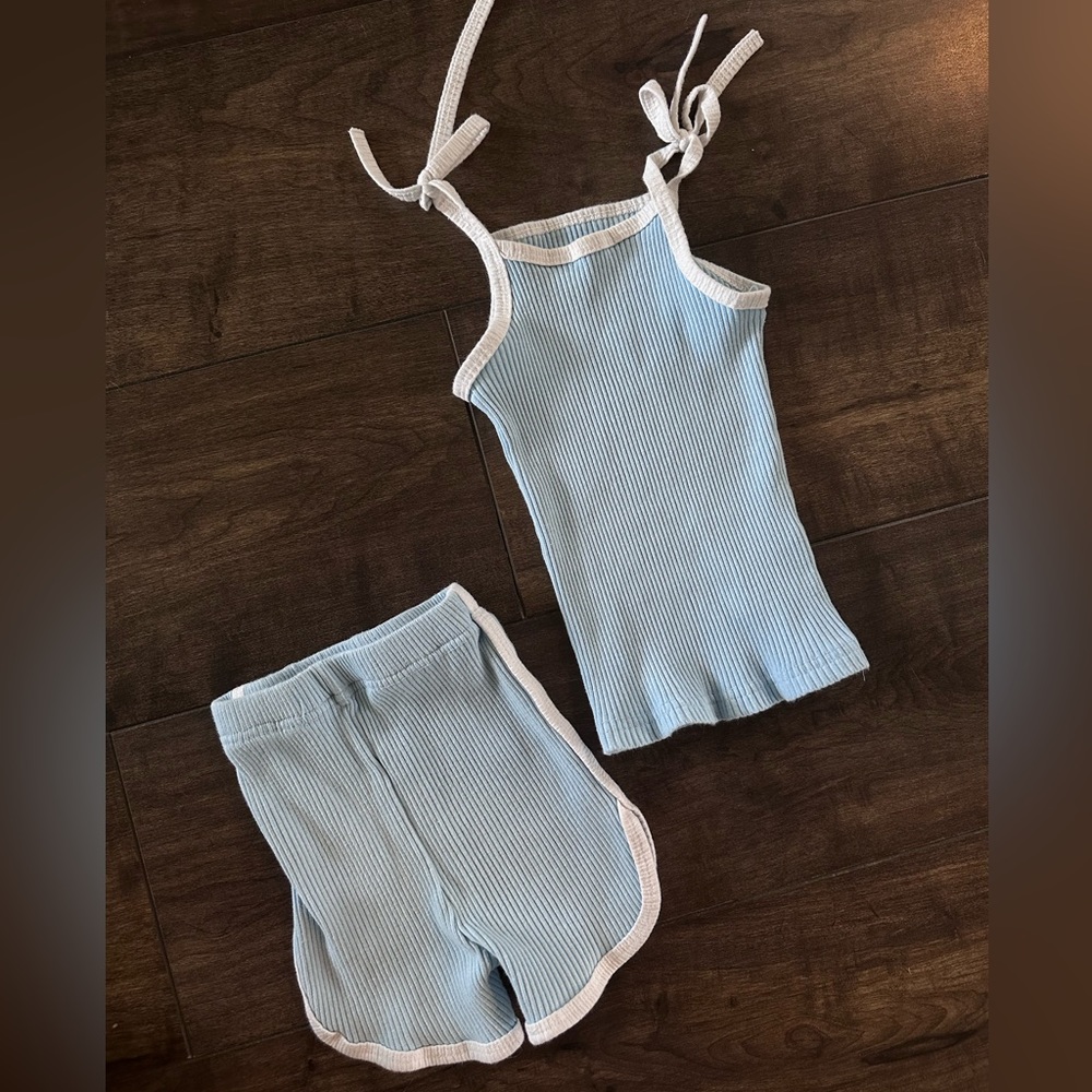 Girls 3T Light Blue Shorts/Tank Set